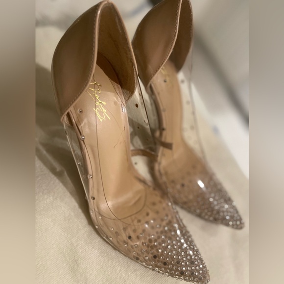 NEW -Thalia Nude Clear Heels with rhinestones! - Picture 8 of 10